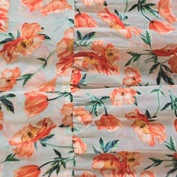 NWT Alice + Olivia Julius Silk Blend Blouse In Small - Picture 12 of 14